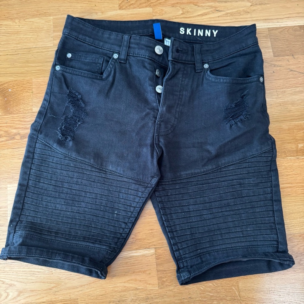 Black Moto Jean Shorts with Distressed Details H&M